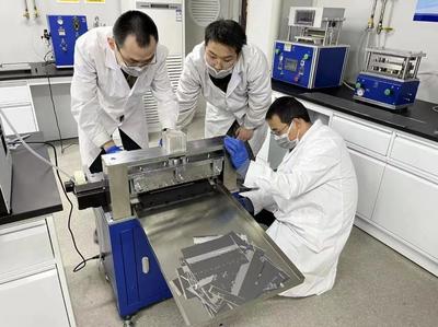 瑞智新能源主動功能隔膜產線一期落成灃東新城，引領材料科學研究與產業升級新篇章